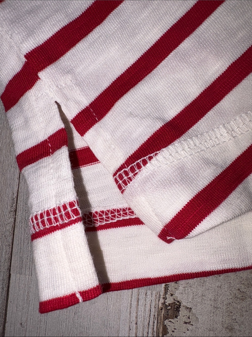 Old Navy White and Red Striped Top Size 3X - Picture 9 of 11